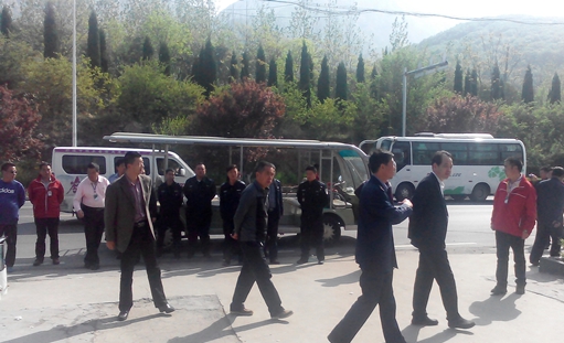 2015huanjingzhengzhi01.jpg